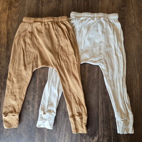 The Honest Company Tan and Cream Joggers Soft Fabric 100% Organic Cotton - Picture 2 of 7